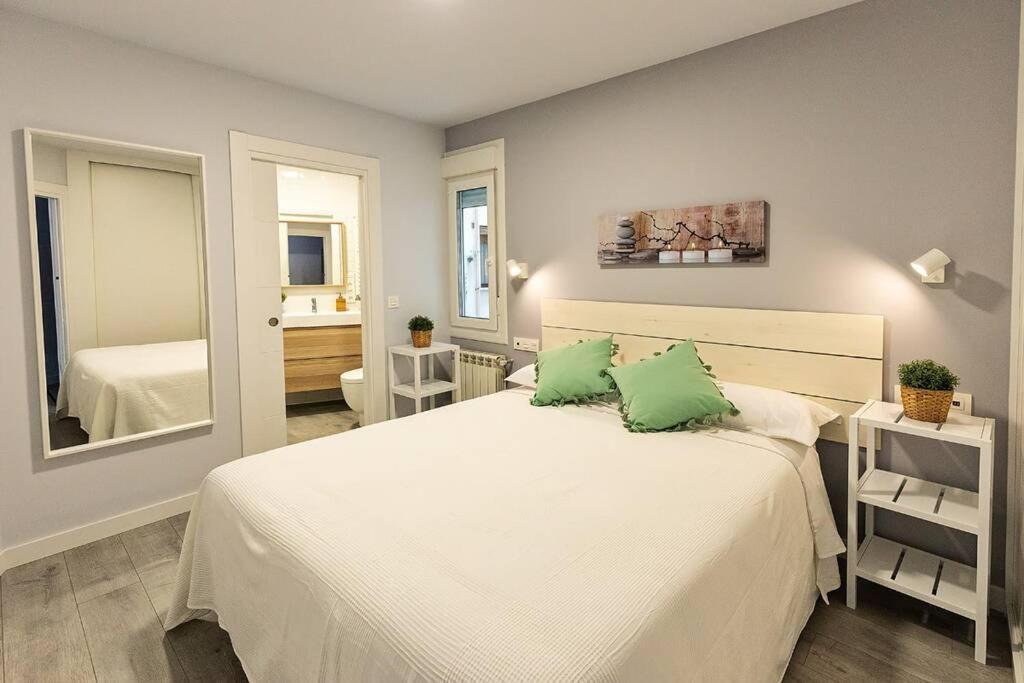 Vive Burgos Vut-09 200 Apartment Ngoại thất bức ảnh